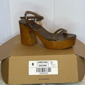 Journee Collection Women's EMMERYNN Brown Block Heel 8 M NWB